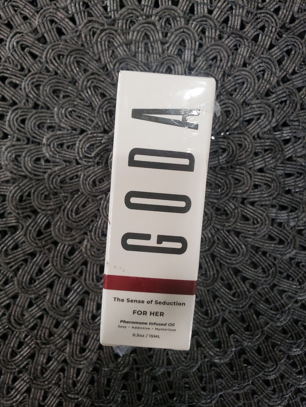 The Sense of Seduction Pheromone Infused Oil for Her — Goda